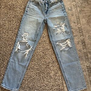 American Eagle Outfitters Light Blue Denim Jeans (‘90s Straight)